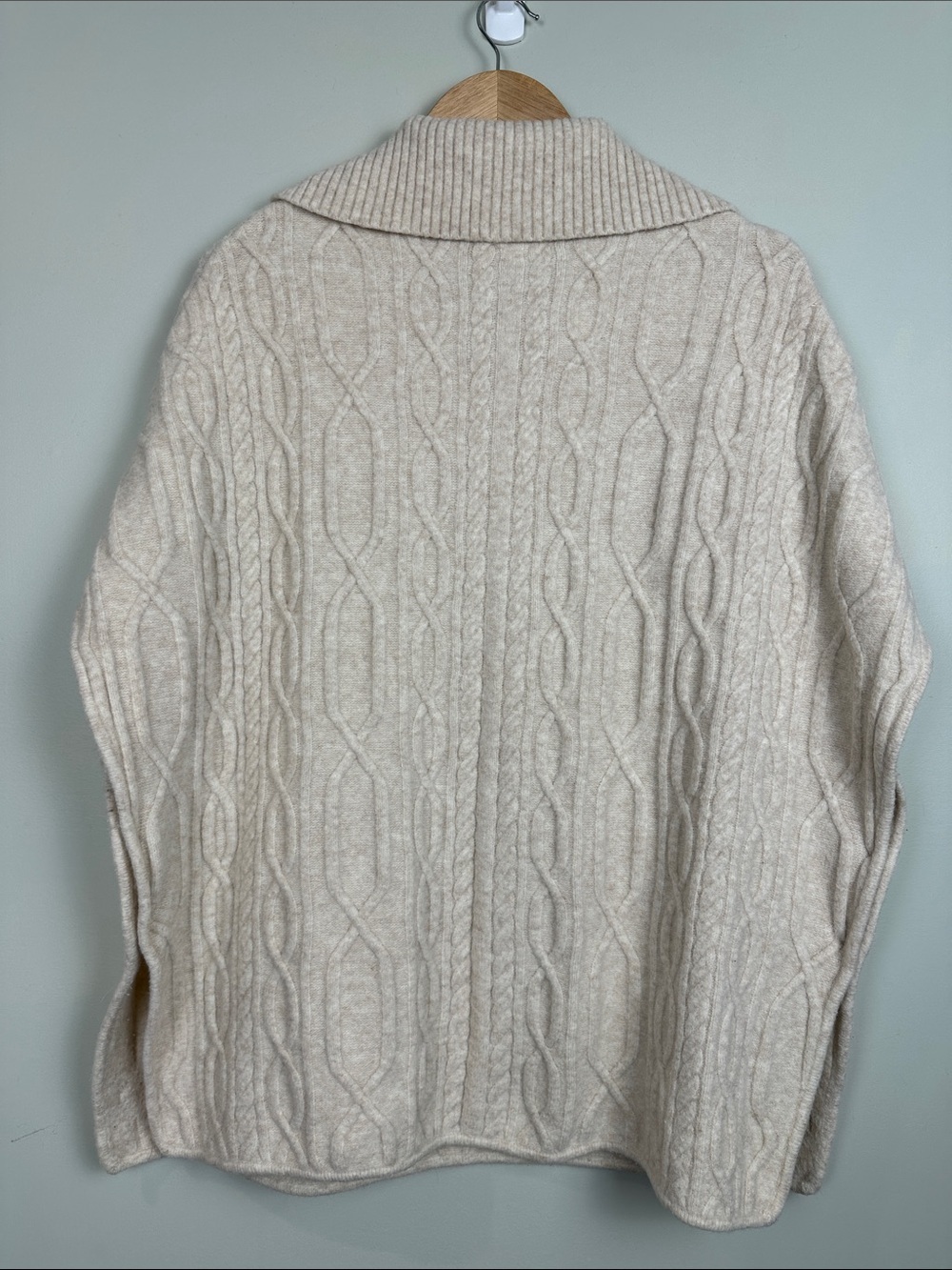 YERSE Wool Alpaca acrylic blend Cable-Knit Half-Zip Poncho Shall Oatmeal Cream - Picture 8 of 13